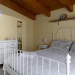 Il Glicine A Apartman Pesaro
