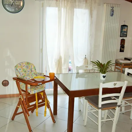 Il Glicine A Apartman Pesaro